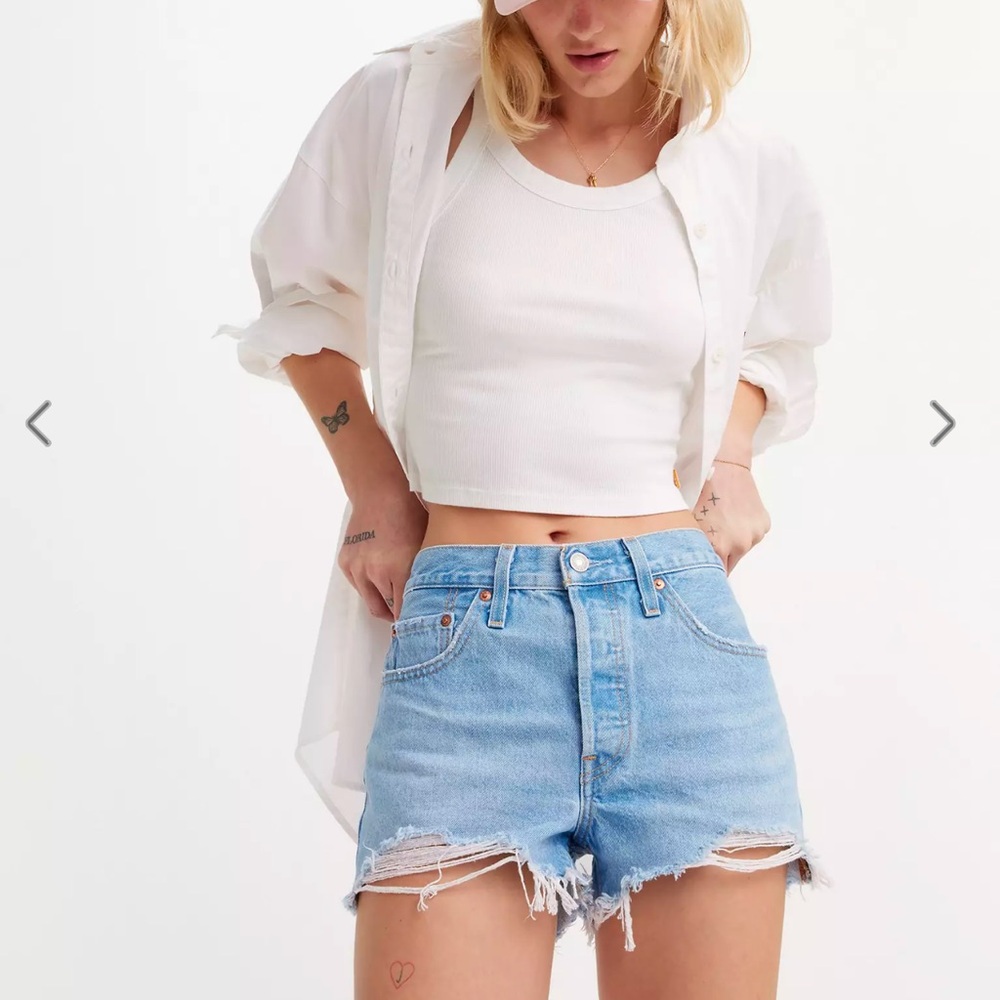Levi's Women's shots. Levi's® Premium
501® ORIGINAL FIT HIGH RISE WOMEN'S SHORTS